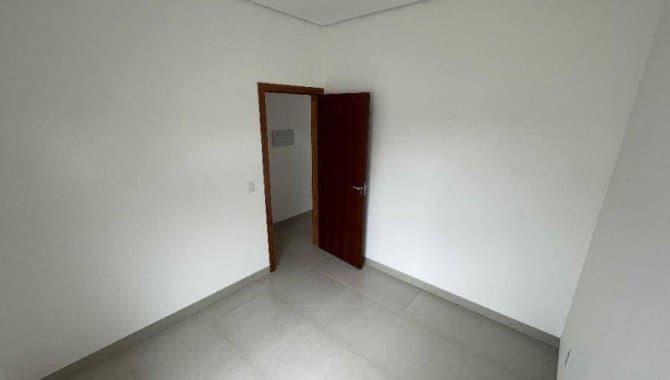 Foto 8 de 16: Casa em leilão em Sinop - MT — Casa, Padrão, 1 Vaga(S) de Garagem