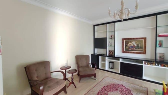 Foto 18 de 27: Casa em leilão em Londrina - PR — Casa, Padrão, 1 Vaga(S) de Garagem