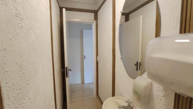 Foto 25 de 27: Casa em leilão em Londrina - PR — Casa, Padrão, 1 Vaga(S) de Garagem