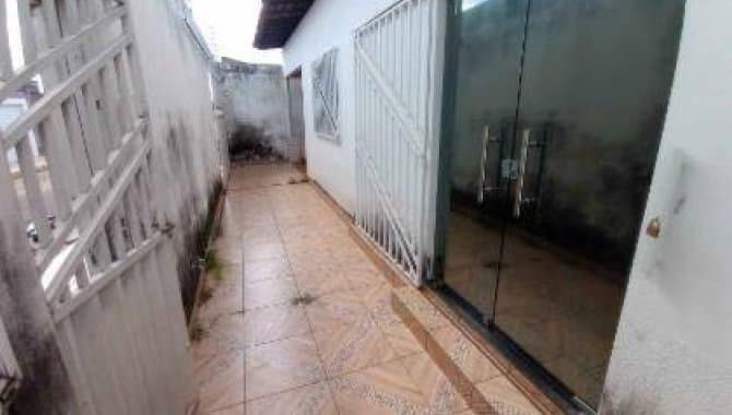 Foto 13 de 15: Casa em leilão em Santa Inês - MA — Casa, Padrão, 1 Vaga(S) de Garagem