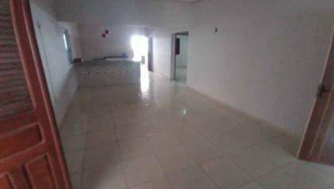 Foto 3 de 15: Casa em leilão em Santa Inês - MA — Casa, Padrão, 1 Vaga(S) de Garagem