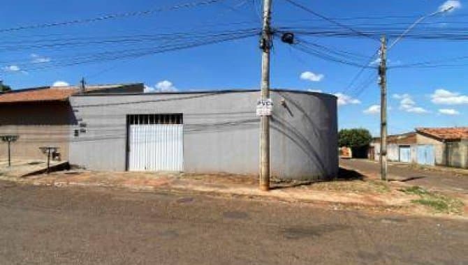 Foto 1 de 4: Casa em leilão em Trindade - GO — Casa, Padrão, 1 Vaga(S) de Garagem