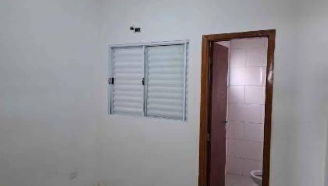 Foto 4 de 10: Casa em leilão em Guarujá - SP — Casa, em Condomínio, 1 Vaga(S) de Garagem