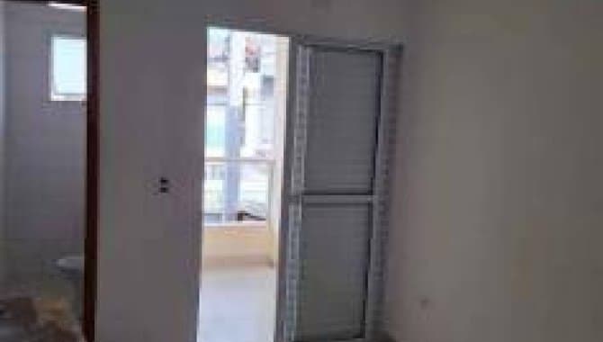 Foto 6 de 10: Casa em leilão em Guarujá - SP — Casa, em Condomínio, 1 Vaga(S) de Garagem