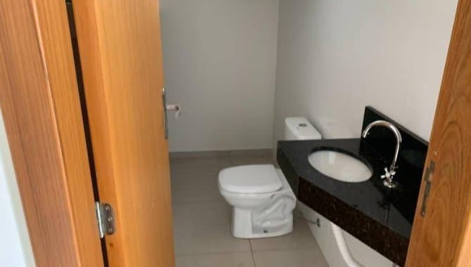 Foto 7 de 20: Casa em leilão em Cascavel - PR — Casa, em Condomínio, 1 Vaga(S) de Garagem