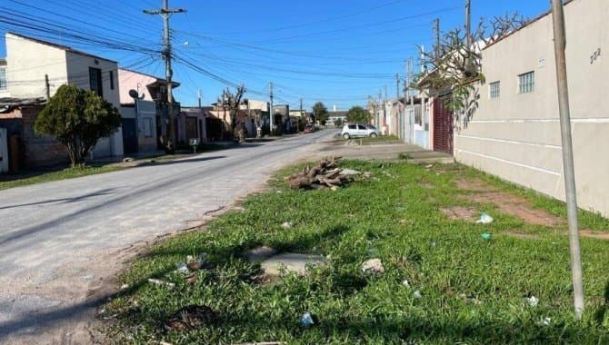Foto 31 de 42: Casa em leilão em Pelotas - RS — Casa, Padrão, 2 Vaga(S) de Garagem