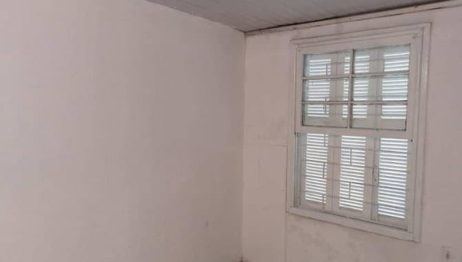 Foto 12 de 24: Casa em leilão em Porto Alegre - RS — Casa, Padrão, 1 Vaga(S) de Garagem