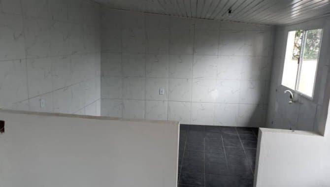 Foto 14 de 24: Casa em leilão em Porto Alegre - RS — Casa, Padrão, 1 Vaga(S) de Garagem