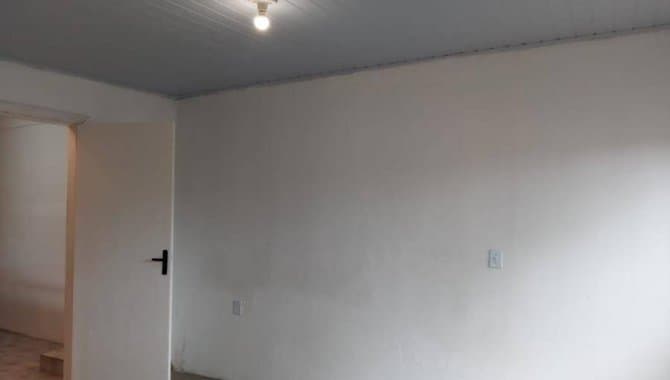 Foto 10 de 24: Casa em leilão em Porto Alegre - RS — Casa, Padrão, 1 Vaga(S) de Garagem