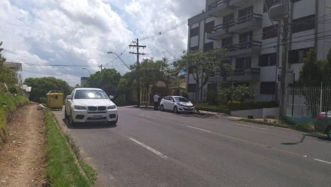 Foto 7 de 36: Apartamento em leilão em Caxias Do Sul - RS — Apartamento, Padrão, 1 Vaga(S) de Garagem