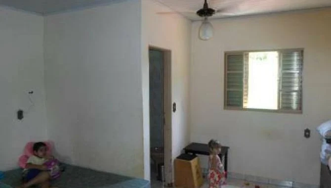 Foto 8 de 19: Casa em leilão em Ipuã - SP — Casa, Padrão, 1 Vaga(S) de Garagem