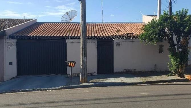 Casa em leilão em Guaiçara - SP — Casa 153 m² - Residencial João Zamian - Guaiçara - SP