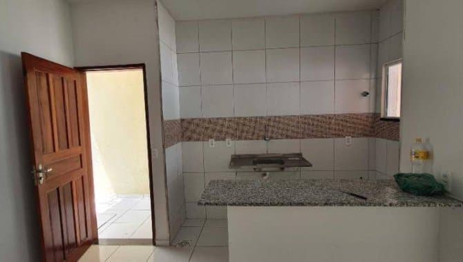 Foto 10 de 28: Casa em leilão em Maracanaú - CE — Casa, Padrão, 1 Vaga(S) de Garagem