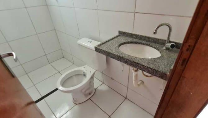 Foto 6 de 28: Casa em leilão em Maracanaú - CE — Casa, Padrão, 1 Vaga(S) de Garagem