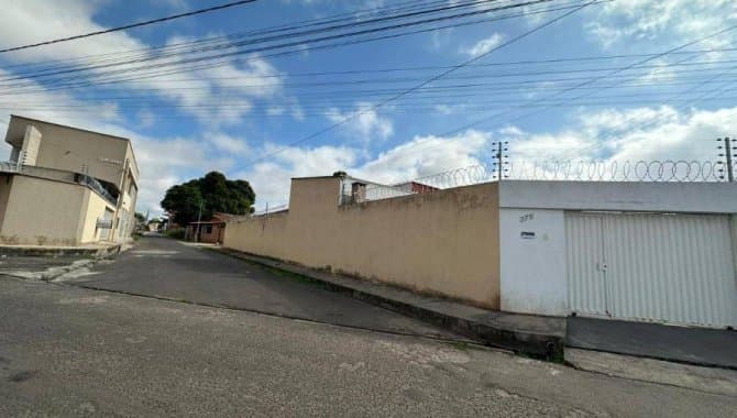 Foto 3 de 14: Casa em leilão em Timon - MA — Casa, Padrão, 1 Vaga(S) de Garagem