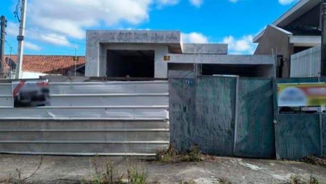 Foto 1 de 2: Casa em leilão em Curitiba - PR — Casa 119 m² - Curitiba-PR - Rua Deputado Iracy Viana, 281 - Capão Raso