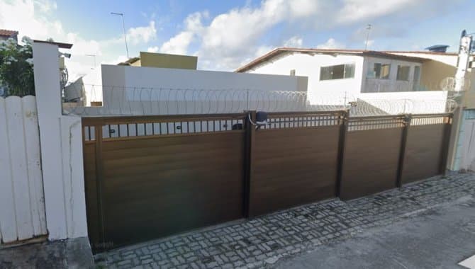 Foto 3 de 3: Casa em leilão em Lauro De Freitas - BA — Casa 64 m² (Residencial Pedras Do Jordão) - Ipitanga - Lauro De Freitas - BA