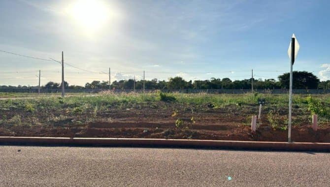 Foto 1 de 22: Terreno em leilão em Sinop - MT — Lote, Padrão, 0 Vaga(S) de Garagem