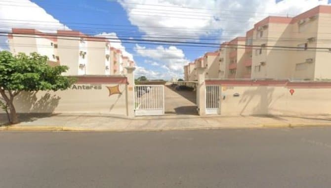 Foto 1 de 2: Apartamento em leilão em Araçatuba - SP — Apartamento 53 m² - Araçatuba-SP - Rua Antônio dos Santos Ribeiro, 233 - Apto. 212 - Conj. Hab. Dr. Antônio Villela Silva