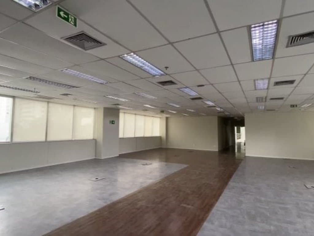 Foto 14 de 20: Comercial em leilão em São Paulo - SP — Sala Comercial 457 m² - São Paulo-SP - Av. Dr. Chucri Zaidan, 80 - Sala 2-B - Vila Cordeiro