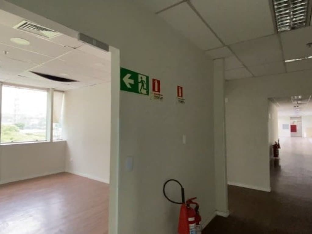 Foto 15 de 20: Comercial em leilão em São Paulo - SP — Sala Comercial 457 m² - São Paulo-SP - Av. Dr. Chucri Zaidan, 80 - Sala 2-B - Vila Cordeiro