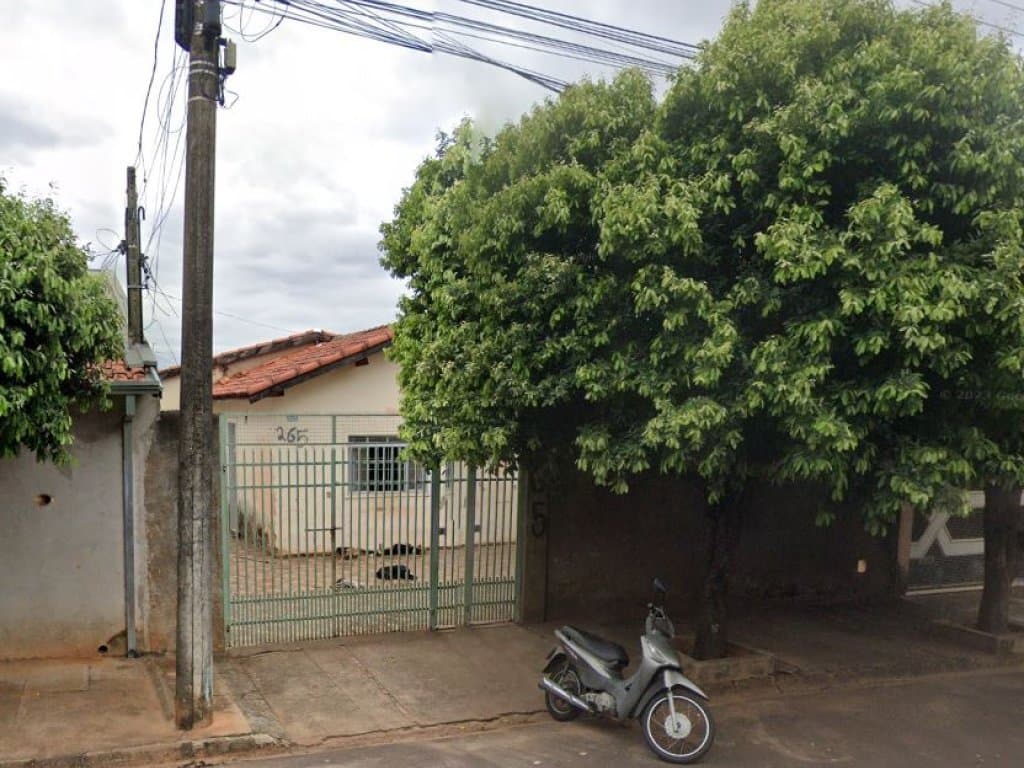 Foto 2 de 6: Casa em leilão em Lins - SP — Casa 34 m² - Conj. Hab. Francisco José de Oliveira Ratto - Lins - SP