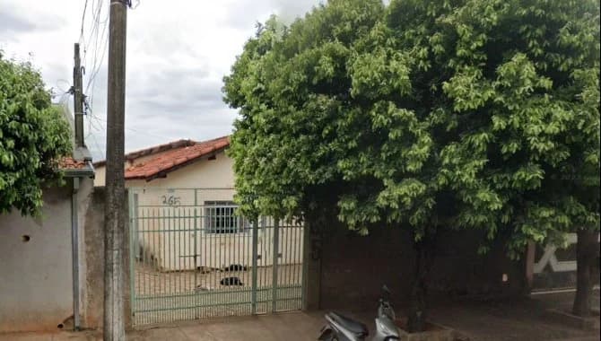 Foto 1 de 6: Casa em leilão em Lins - SP — Casa 34 m² - Conj. Hab. Francisco José de Oliveira Ratto - Lins - SP