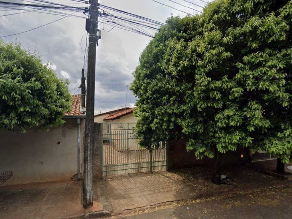 Foto 5 de 6: Casa em leilão em Lins - SP — Casa 34 m² - Conj. Hab. Francisco José de Oliveira Ratto - Lins - SP