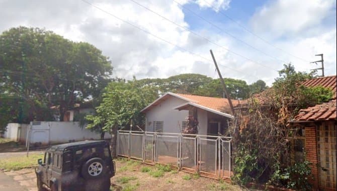 Casa em leilão em Campo Grande - MS — Casa 328 m² (área total) - Vila Planalto - Campo Grande - MS