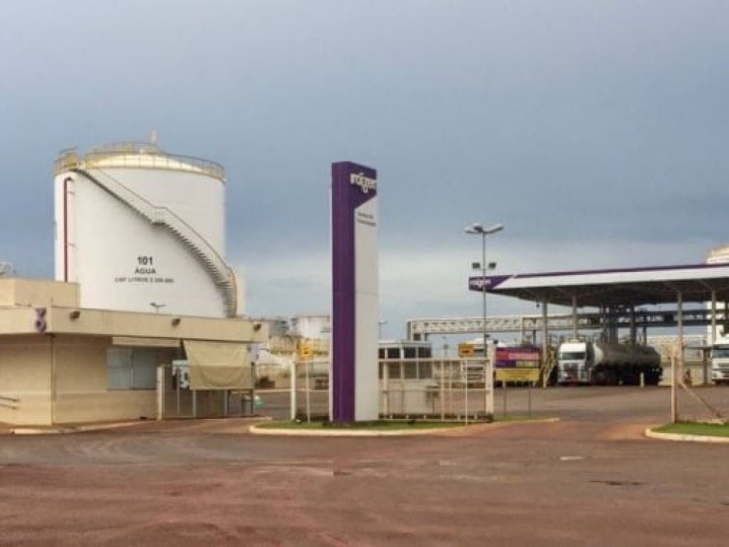 Foto 32 de 35: Comercial em leilão em Rondonópolis - MT — Área com 80.000 m² (Terminal ferroviário de Rondonópolis) - Parque Industrial de Rondonópolis - Rondonópolis - MT