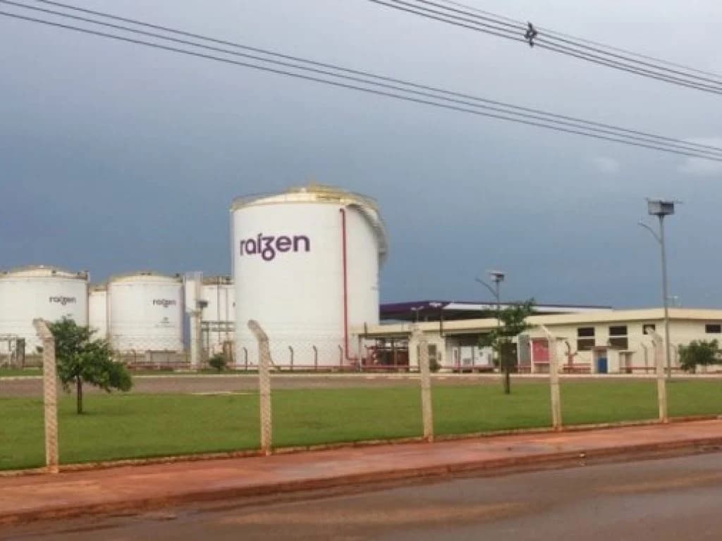 Foto 33 de 35: Comercial em leilão em Rondonópolis - MT — Área com 80.000 m² (Terminal ferroviário de Rondonópolis) - Parque Industrial de Rondonópolis - Rondonópolis - MT