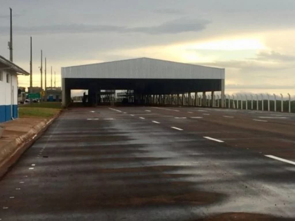 Foto 17 de 35: Comercial em leilão em Rondonópolis - MT — Área com 80.000 m² (Terminal ferroviário de Rondonópolis) - Parque Industrial de Rondonópolis - Rondonópolis - MT