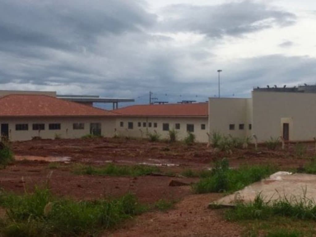 Foto 25 de 35: Comercial em leilão em Rondonópolis - MT — Área com 80.000 m² (Terminal ferroviário de Rondonópolis) - Parque Industrial de Rondonópolis - Rondonópolis - MT
