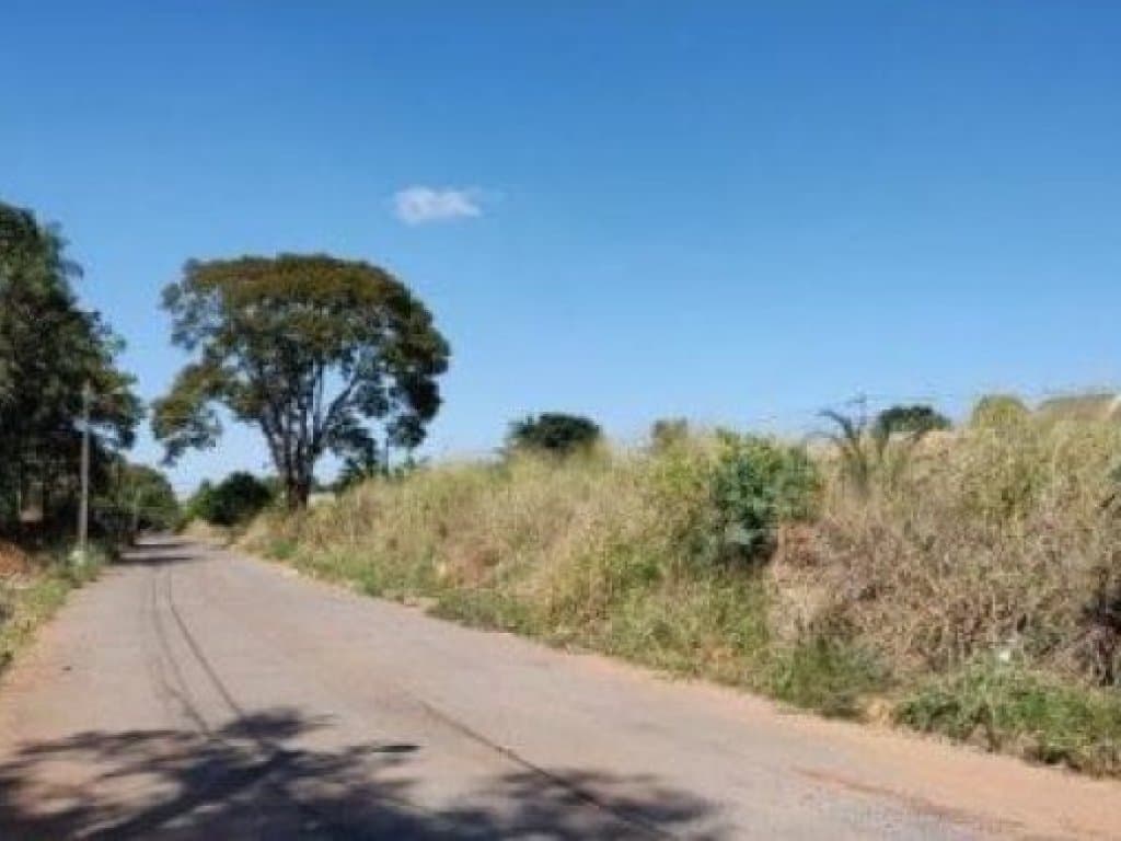 Foto 5 de 7: Terreno em leilão em Aparecida De Goiânia - GO — Terreno 360 m² (Lt. 03 da Qd. 07) - Parque Flamboyant - Aparecida de Goiânia - GO