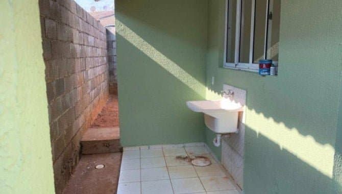 Foto 8 de 10: Casa em leilão em São Paulo - SP — Casa em Condomínio 59 m² - Valdevino Souza - Valparaíso - SP