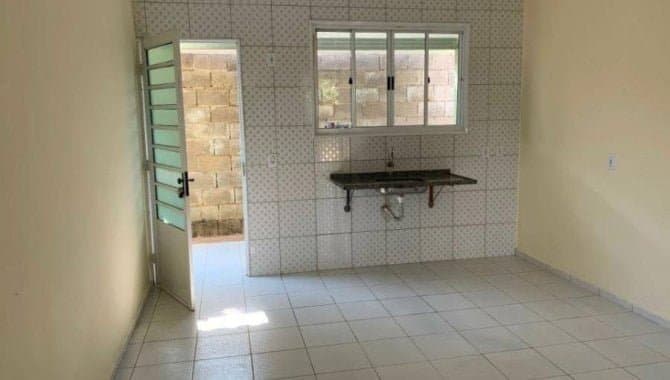 Foto 7 de 10: Casa em leilão em São Paulo - SP — Casa em Condomínio 59 m² - Valdevino Souza - Valparaíso - SP