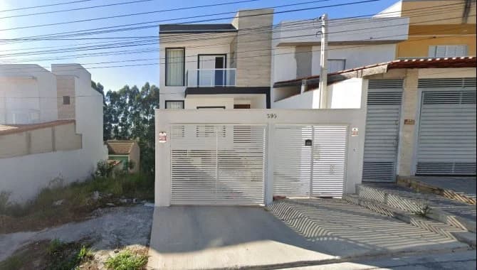 Casa em leilão em Caieiras - SP — Casa 203 m² - Laranjeiras - Caieiras - SP