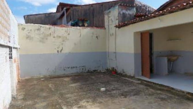 Foto 5 de 9: Casa em leilão em Fortaleza - CE — Casa 86 m² - Guajeru - Fortaleza - CE