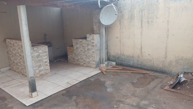 Foto 6 de 6: Casa em leilão em Goiás - GO — Casa em Condomínio 68 m² (Unid. "Z") - Jardim Europa - Itumbiara - GO