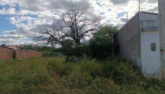 Foto 2 de 4: Terreno em leilão em Patos - PB — Terreno 393 m² - Dom Zacarias R. de Moura - Cajazeiras - PB