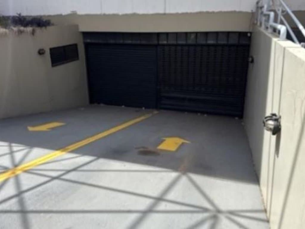 Foto 3 de 13: Comercial em leilão em Presidente Prudente - SP — Prédio Comercial 1.304 m² - Presidente Prudente-SP - Rua Major Felício Tarabay, 695 - Centro