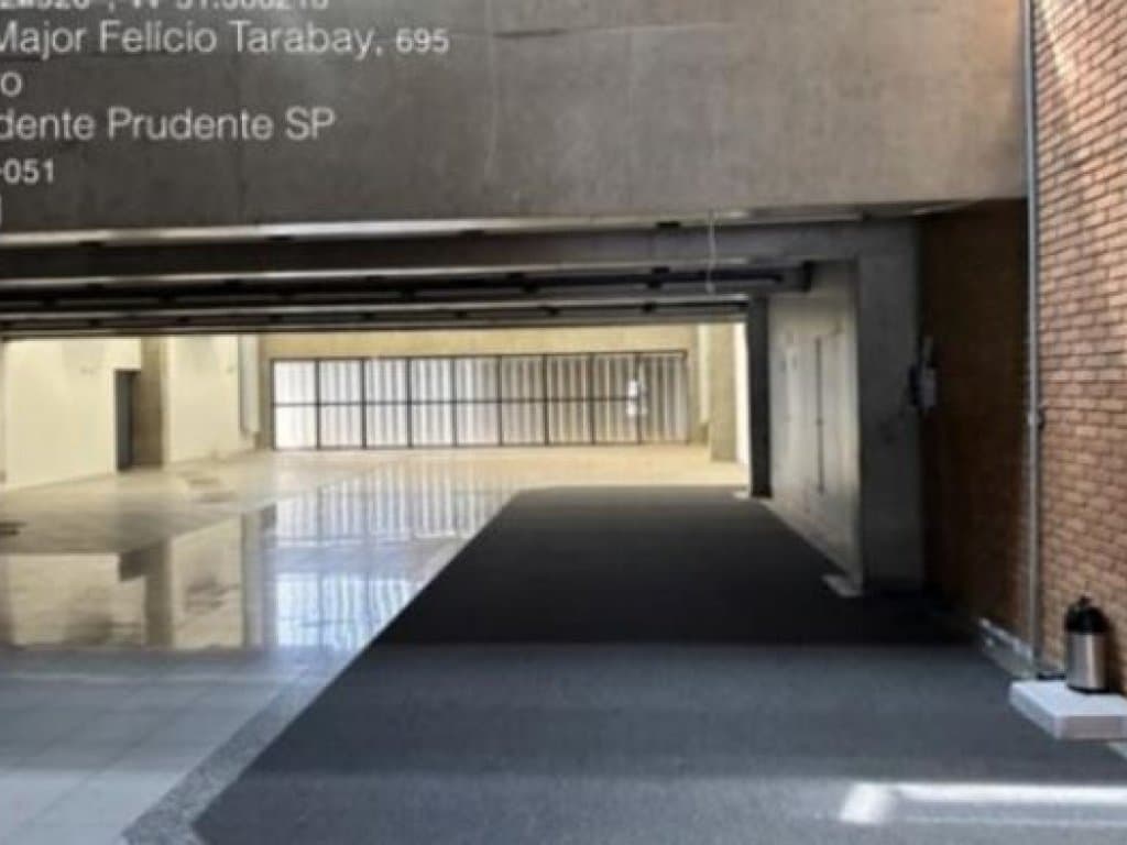 Foto 4 de 13: Comercial em leilão em Presidente Prudente - SP — Prédio Comercial 1.304 m² - Presidente Prudente-SP - Rua Major Felício Tarabay, 695 - Centro