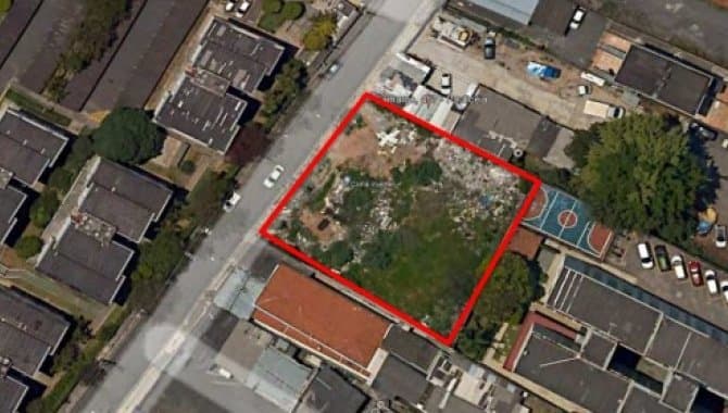 Foto 1 de 7: Terreno em leilão em São Bernardo Do Campo - SP — Terreno 989 m² - Paulicéia - São Bernardo do Campo - SP