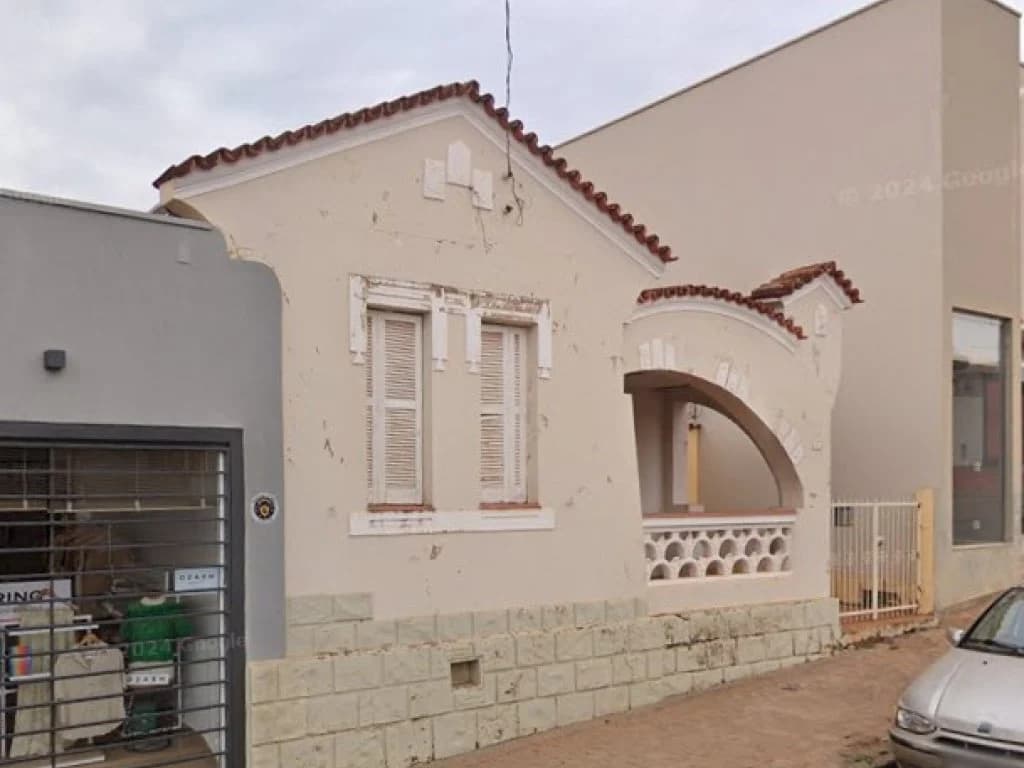 Foto 3 de 5: Comercial em leilão em Batatais - SP — Parte Ideal sobre Imóvel Comercial 187 m² - Central - Batatais - SP