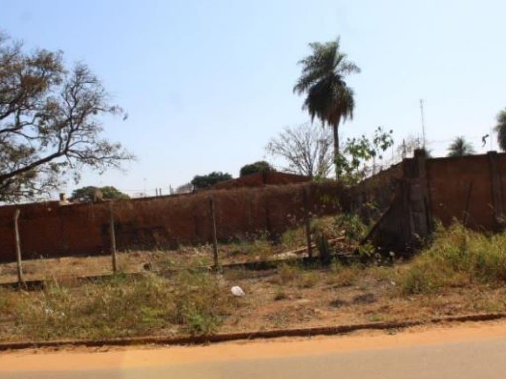 Foto 4 de 7: Terreno em leilão em Araçatuba - SP — Terreno 250 m² (Lt. 10 da Qd N) - Rosele - Araçatuba - SP