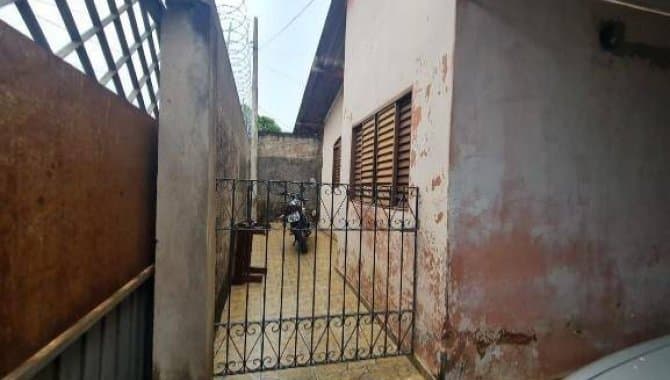 Foto 2 de 7: Casa em leilão em Bauru - SP — Casa, Padrão, 0 Vaga(S) de Garagem
