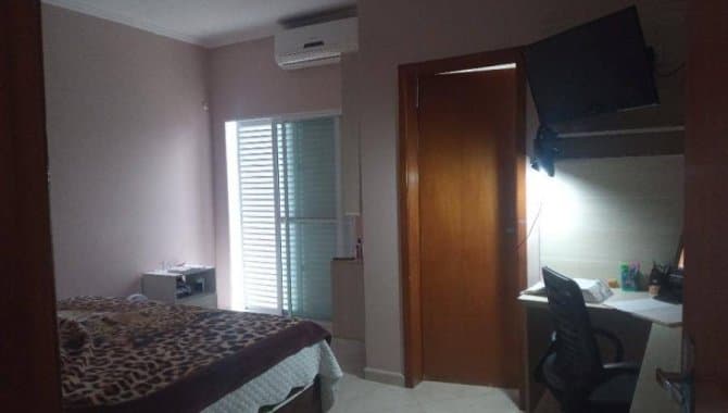 Foto 4 de 8: Casa em leilão em Peruíbe - SP — Casa, Padrão, 0 Vaga(S) de Garagem