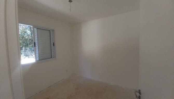 Foto 5 de 10: Casa em leilão em Suzano - SP — Casa, em Condomínio, 2 Vaga(S) de Garagem