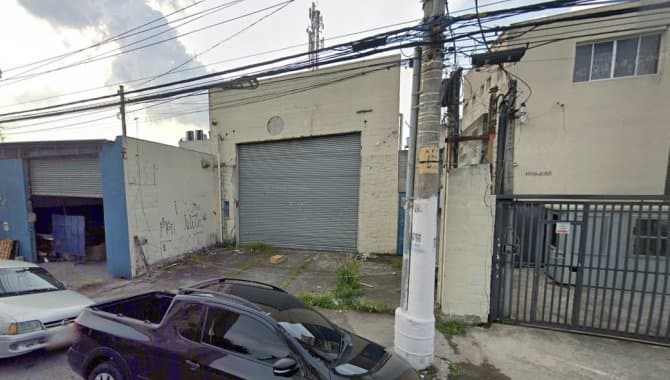 Foto 1 de 3: Comercial em leilão em São Paulo - SP — Galpão 250 m² - Vila Maria - São Paulo - SP