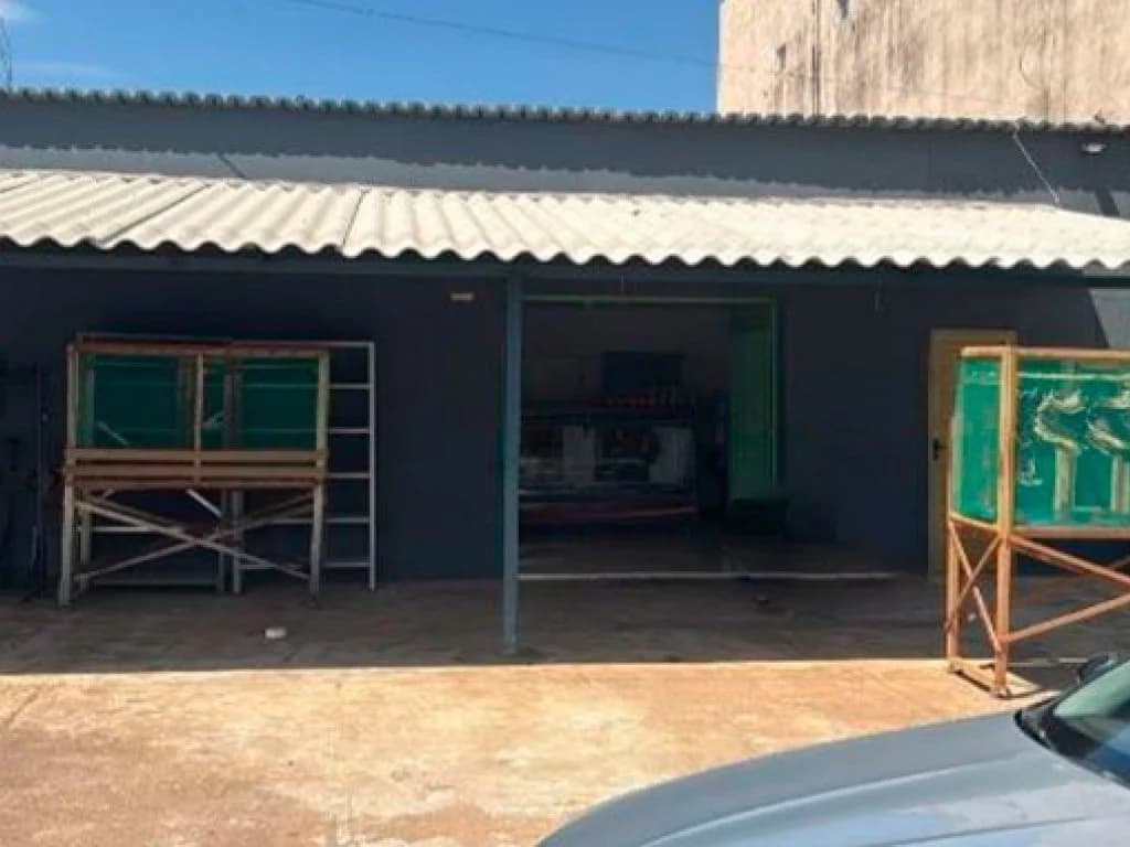 Foto 2 de 2: Comercial em leilão em Montividiu Do Norte - GO — Imóvel Residencial e Comercial 199 m² - Montividiu do Norte-GO - Av. Alípio Antônio de Paiva - Lt. 07 da Qd. 31 - Centro